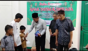 Pemuda dan Media Berbagi Berkah Ramadan di Tambun