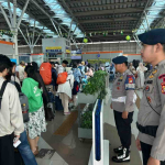 Arus Bekasi Meningkat, Brimob Sigap Kendalikan