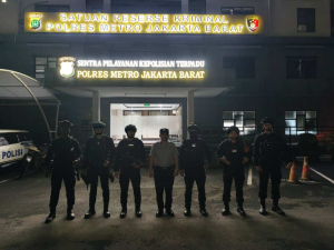Patroli Dini Hari Gegana Brimob PMJ, Jakarta Barat Terjaga Kondusif
