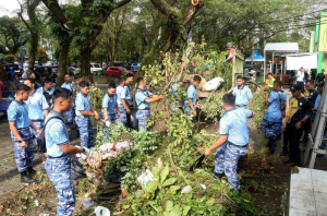 HUT ke-80 TNI AU, Lanud Sjamsudin Noor Perkuat Sinergi Lewat Karya Bakti Lingkungan
