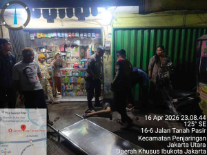 Pria Misterius Ditemukan Tak Sadar di Penjaringan, Polisi Lakukan Evakuasi Cepat