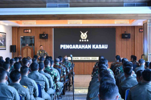 Kasau Tekankan Perwira TNI AU Adaptif Hadapi Perang Modern saat Kunjungan ke Lanud Sultan Hasanuddin