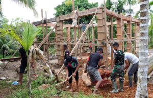 Satgas Karya Bakti TNI AD Percepat Pembangunan Musholla di Mentawai
