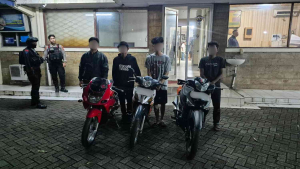 Patroli Gabungan Brimob Batalyon B dan Polres Jaktim Gagalkan Balap Liar di Duren Sawit