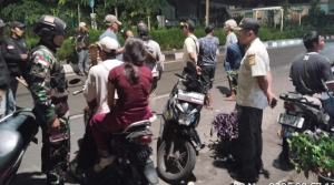 Patroli Gabungan TNI-Polri dan Warga Perkuat Keamanan Pulogadung