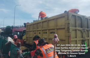 Satgas Sampah Koramil Ciputat Gelar Aksi Bersih, Perkuat Sinergi TNI dan DLH