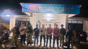 Koramil 07/Cipayung-Polri dan Warga Bersinergi Cegah Tawuran di Lubang Buaya