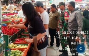 Koramil 09/Serpong Utara Pantau Harga Sembako, Stok Pasar Tetap Aman dan Harga Relatif Stabil