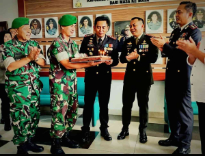 Dandim 0506/Tangerang Beri Kejutan Hari Bhayangkara ke-80, Tegaskan Soliditas TNI-Polri di Bandara Soekarno-Hatta