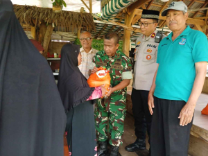 Koramil 05/Ciputat Salurkan 25 Paket Sembako Lewat Jaga Jakarta On The Spot, Warga Rasakan Manfaat