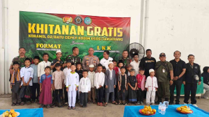 Koramil 02/Batuceper Gelar Khitanan Gratis untuk 40 Anak