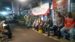 Koramil 07/Cipayung Perkuat Keamanan Wilayah Lewat Patroli Siskamling Bersama TNI, Polri dan Warga