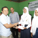PalmCo Salurkan Rp1,3 Miliar untuk Pendidikan di Sumatera dan Kalimantan