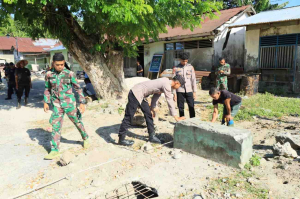 Hari Pertama TMMD Ke-129, Satgas Kodim 1505/Tidore dan Warga Kompak Bangun Desa Bokimaake