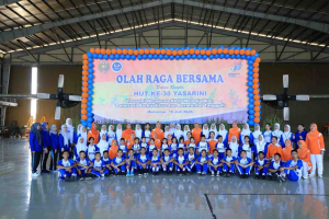 Olahraga Bersama Semarakkan HUT Ke-38 Yasarini di Lanud Sultan Hasanuddin