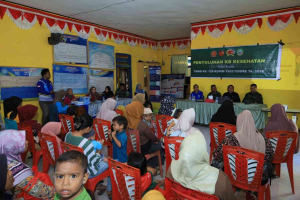 TMMD ke-129 Kodim 1505/Tidore Perkuat Kesehatan Warga Lewat Penyuluhan KB di Halmahera Timur