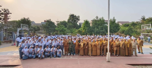 Danramil Ciputat Tanamkan Disiplin dan Nasionalisme di SMKN 7