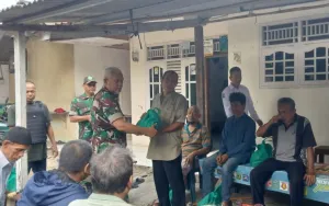 Koramil Serpong Utara Salurkan 50 Paket Sembako untuk Warga
