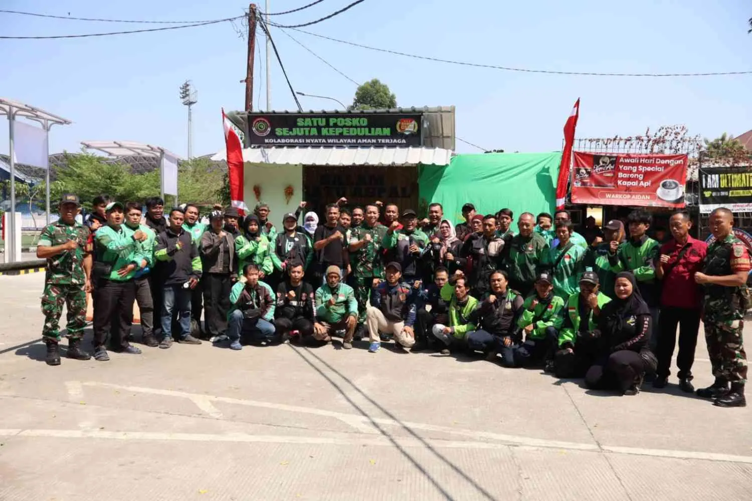 Dandim 0506 Tangerang Resmikan Shelter Grab Perkuat Sinergi dengan Ojol 1 Dandim 0506 Tangerang Resmikan Shelter Grab Perkuat Sinergi dengan Ojol