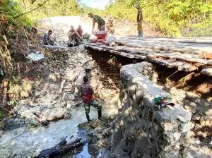 Rehab Jembatan TMMD Sorsel Tembus 50 Persen, Akses Warga Kian Terbuka