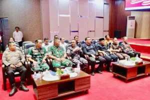Danlanal Bintan Hadiri Paripurna DPRD Kepri Bahas APBD 2025