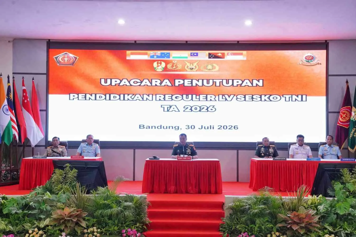 Wapang TNI Tutup Dikreg LV Sesko TNI 2026