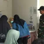 Koramil Duren Sawit Gelar Bakti Kesehatan Gratis untuk Warga
