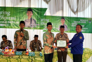 Reses DPRD di Bantargebang, Warga Minta BLT Sampah Naik