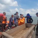 Pos TNI AL Selatpanjang Temukan Korban Terakhir Kapal Karam di Kepulauan Meranti