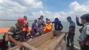 Pos TNI AL Selatpanjang Temukan Korban Terakhir Kapal Karam di Kepulauan Meranti
