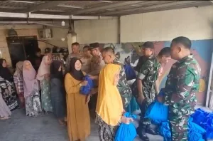 Koramil Cibodas Salurkan 30 Paket Sembako Lewat Jaga Jakarta On The Spot