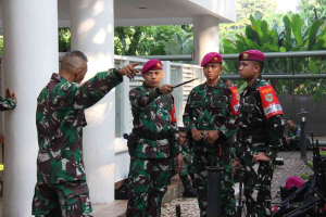 Danyonif 14 Marinir Tinjau Prajurit BKO Paspampres di Istana Negara