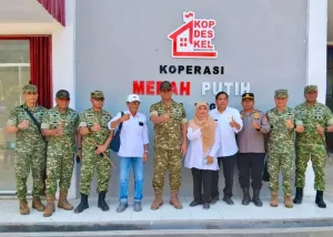 Wapang TNI Tinjau Karya Bakti dan Pembangunan Satuan di Pandeglang