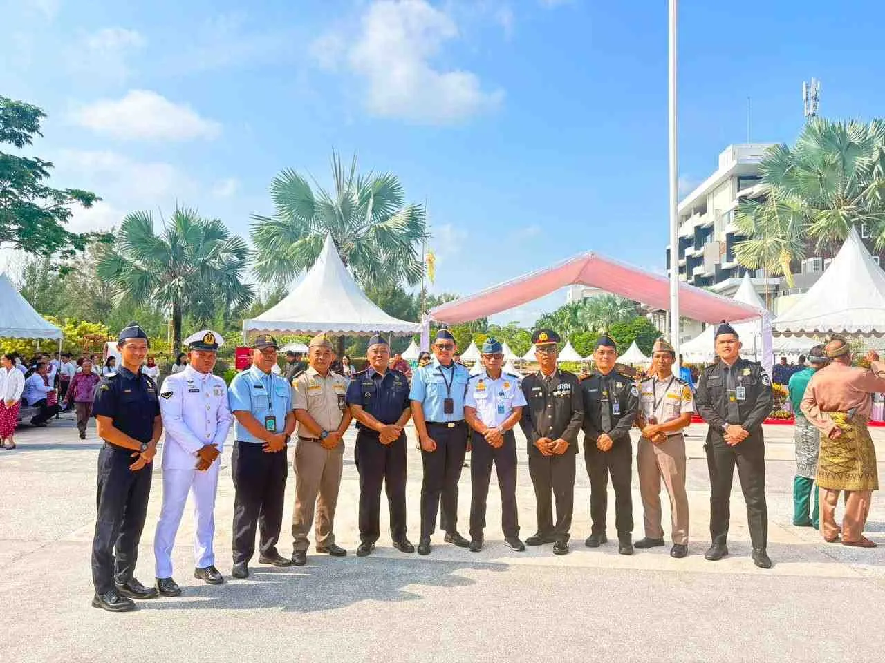 Posal dan Posbinter Lanal Bintan Meriahkan Upacara HUT ke-81 RI