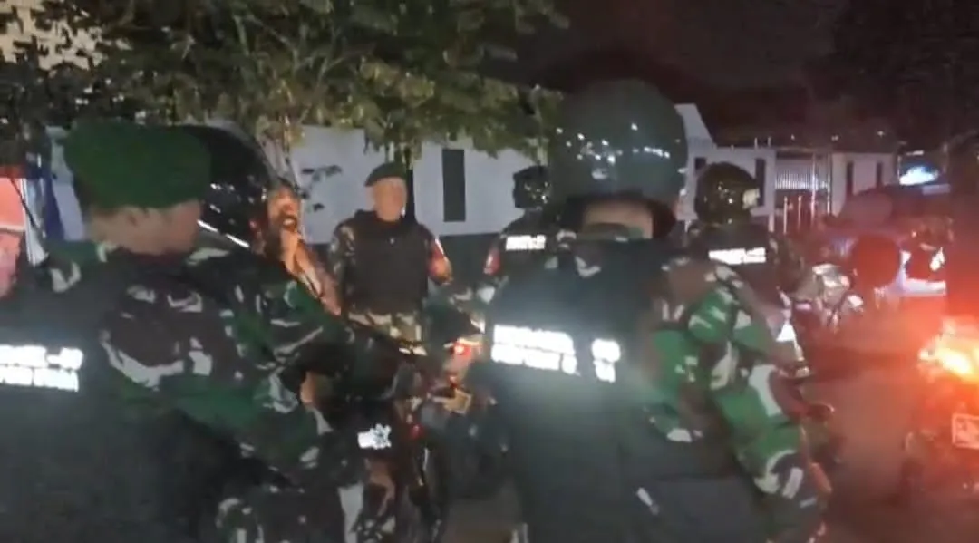 Babinsa dan Komduk Perkuat Patroli Malam Jaga Keamanan Tangerang