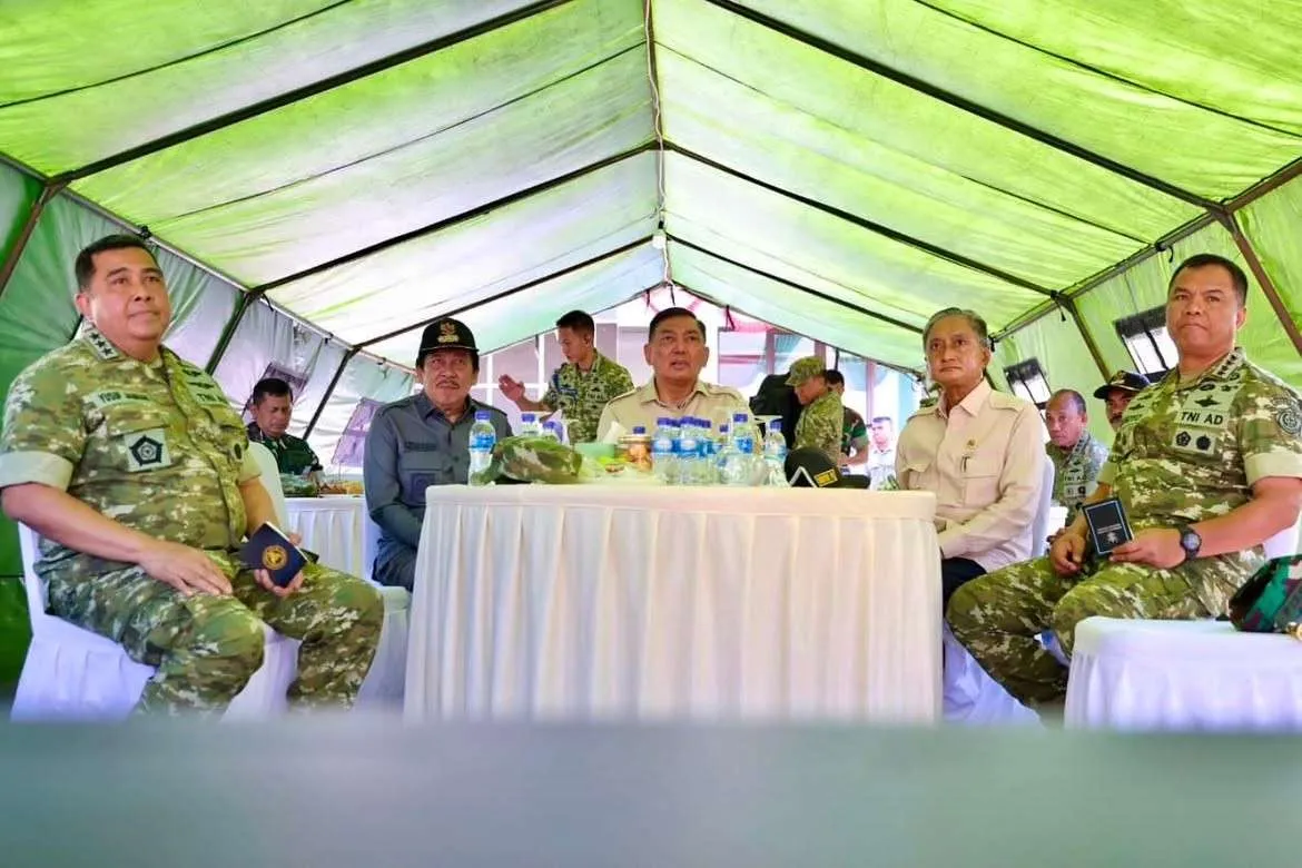 Wapang TNI Tinjau Wilayah Terdampak Bencana dan Pastikan Bantuan di NTT