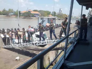Hari Keenam Pascagempa, TNI Kerahkan 5.254 Personel ke NTT