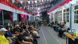 Koramil Makasar Perkuat Siskamling Bersama Warga Jaga Keamanan Wilayah