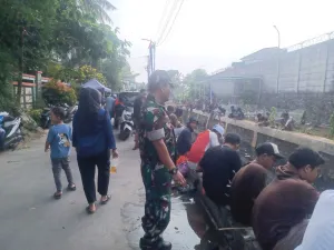 Babinsa dan Bhabinkamtibmas Amankan Mancing Bersama di Petir