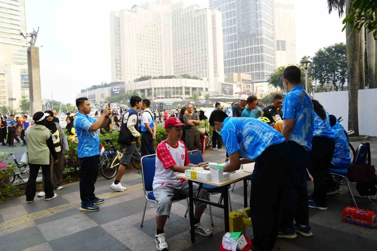 Sambut HUT ke-81, TNI Gelar Bhakti Kesehatan Gratis di Jakarta 1 Sambut HUT ke-81, TNI Gelar Bhakti Kesehatan Gratis di Jakarta