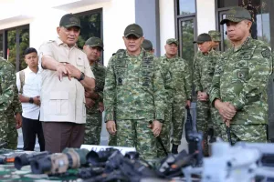 Panglima TNI Tinjau Kesiapan Prajurit Hadapi Kompleksitas Perang Modern