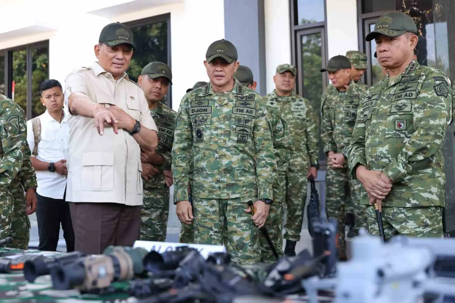 Panglima TNI Tinjau Kesiapan Prajurit Hadapi Kompleksitas Perang Modern 1 Panglima TNI Tinjau Kesiapan Prajurit Hadapi Kompleksitas Perang Modern