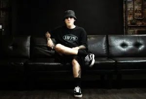 Frits Saikat Soroti Dugaan Tebang Pilih Anggaran Advertorial Diskominfo
