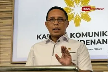 Hasan Nasbi Akui Kepuasan Publik Prabowo Turun, Soroti Evaluasi MBG