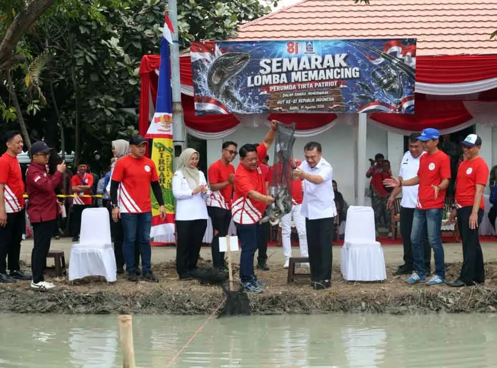 Perumda Tirta Patriot Perkuat Kekompakan Pegawai Lewat Lomba Mancing HUT RI