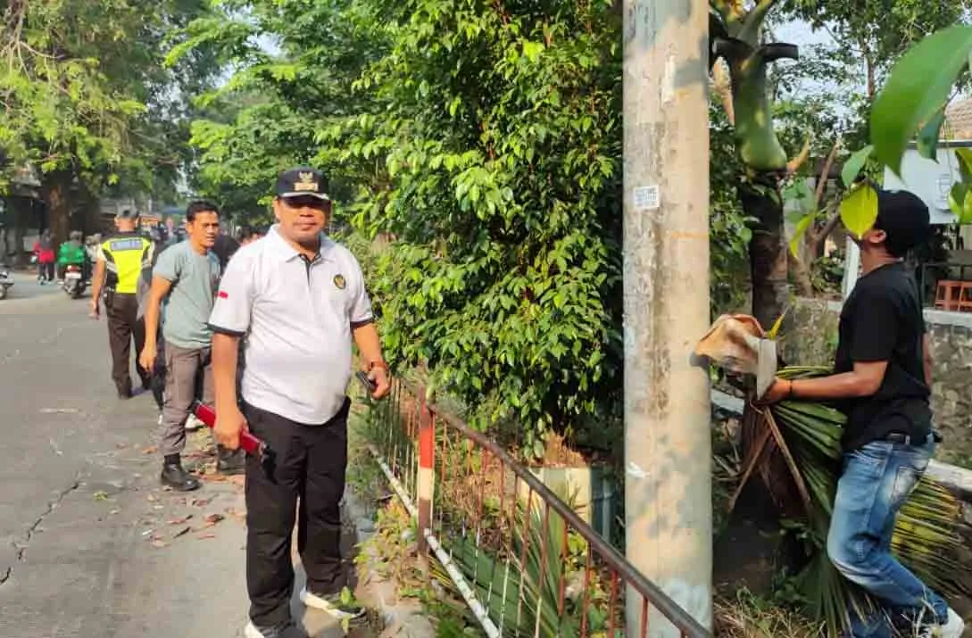 42 RW Bojong Rawalumbu Gelar K3 Serentak, Lurah Larang Bakar Sampah 1 42 RW Bojong Rawalumbu Gelar K3 Serentak, Lurah Larang Bakar Sampah