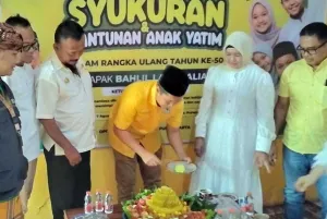 HUT Bahlil ke 50, Golkar Purwakarta Pilih Santuni Anak Yatim