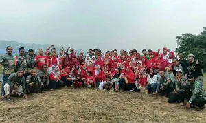 Ratusan Peserta Ikuti Kemping ke Gunung Kota Bekasi Volume 9
