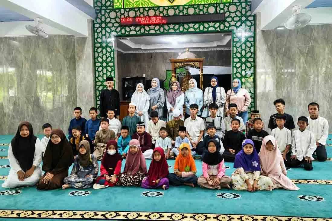 Evi Mafriningsianti Rangkul 40 Anak Yatim Lewat Program Jumat Berkah di Bekasi