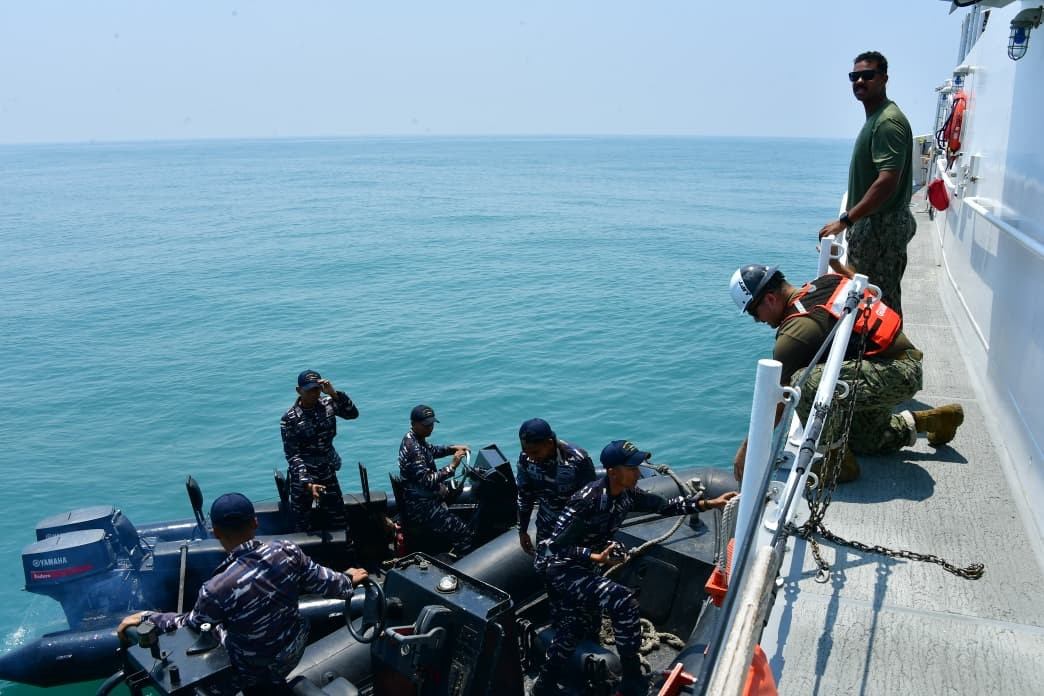TNI AL dan Unsur Maritim AS Uji Kesiapan Hadapi Darurat di Laut